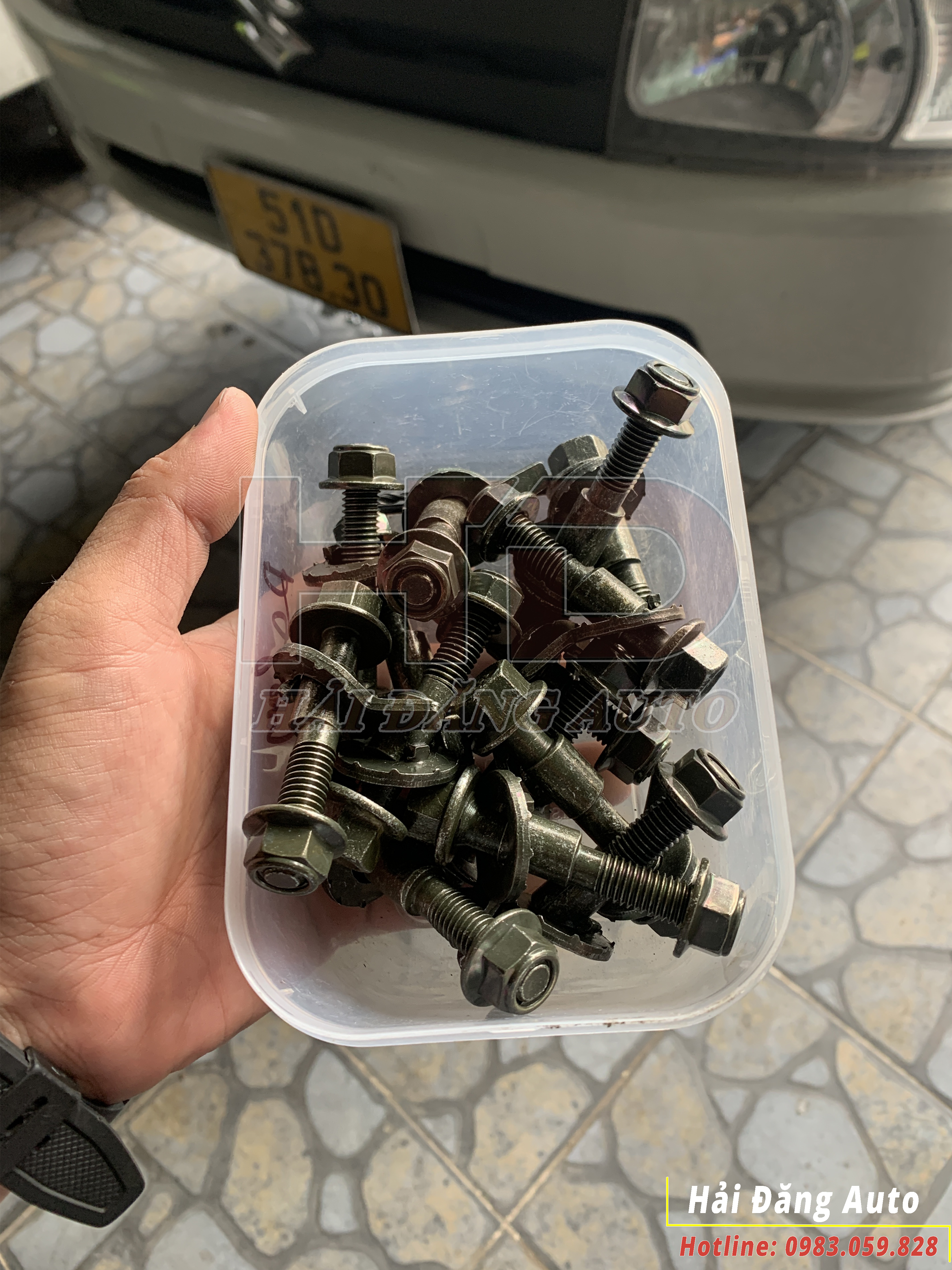 Ốc chỉnh góc Camber