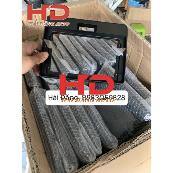 MẶT DƯỠNG MÀN HÌNH ANDROID 9 INCH CHO XE TẢI SUZUKI CARRY PRO NEW